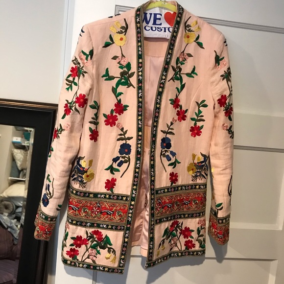 Alice + Olivia Jackets & Blazers - Alice & Olivia pale pink embroidered blazer
